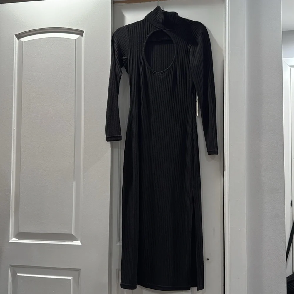 NWT‎ Capulet Cut Out Turtleneck Dress-Black - Picture 2 of 6
